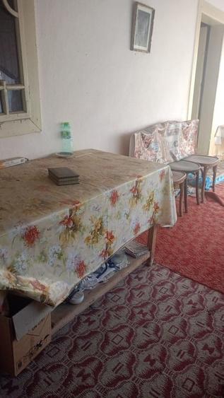 Casă cu 5 camere cu Teren 369 Mp în Zăvoaia