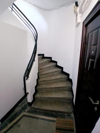 Apartament cu 3 camere în Aviatorilor