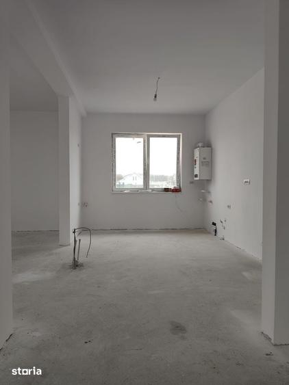 Casă cu 3 camere cu Teren 500 Mp în Tărtășești