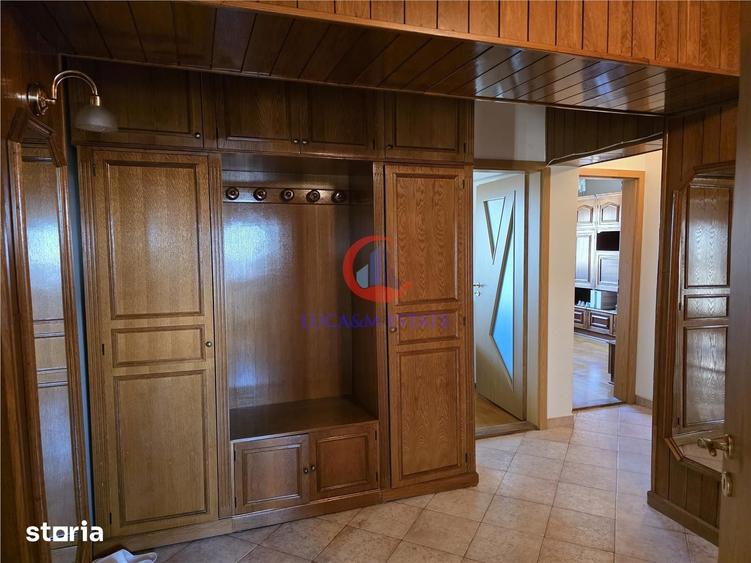 Apartament cu 4 camere decomandat în Dorobanților