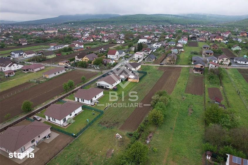 Teren de 1000 mp, în Unirea