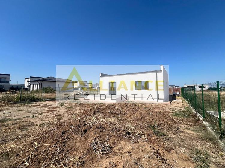 CASA PARTER-3 CAMERE- TEREN 375 M-500 M DE STV - 5
