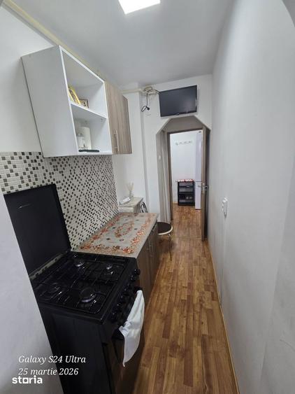 Garsoniera c.f.1/dec Mioveni 39000euro - 3