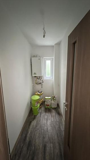 Apartament cu 4 camere decomandat în Independenței