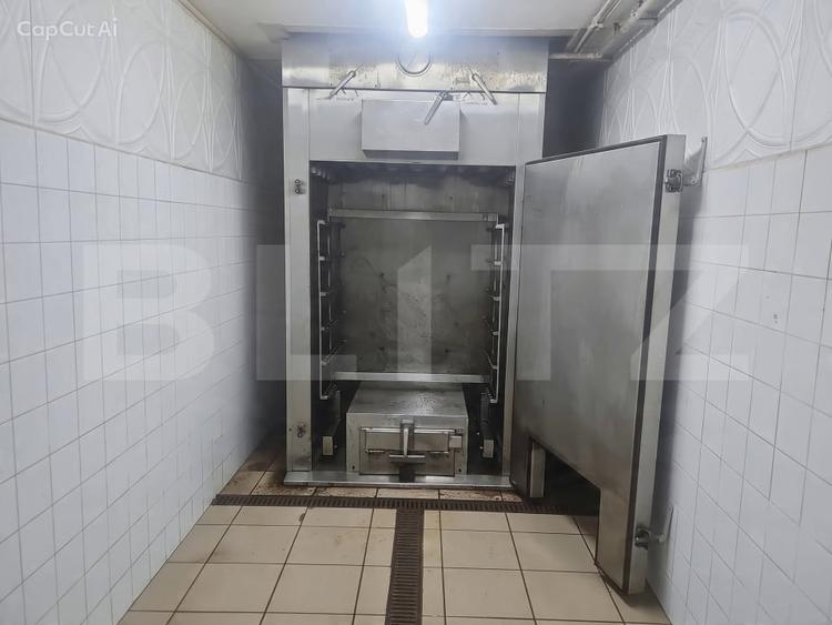 Spațiu comercial, de 320 mp, în Sărmașu