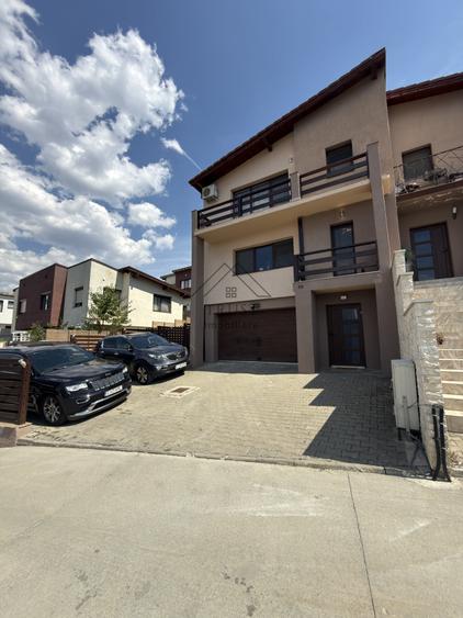 Casă individuală cu 4 camere cu Piscina în Florești