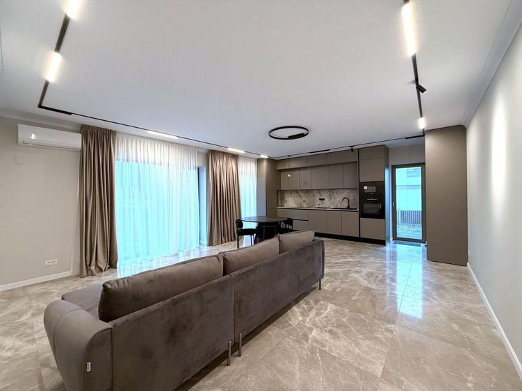 Apartament cu 2 camere decomandat în Sisești