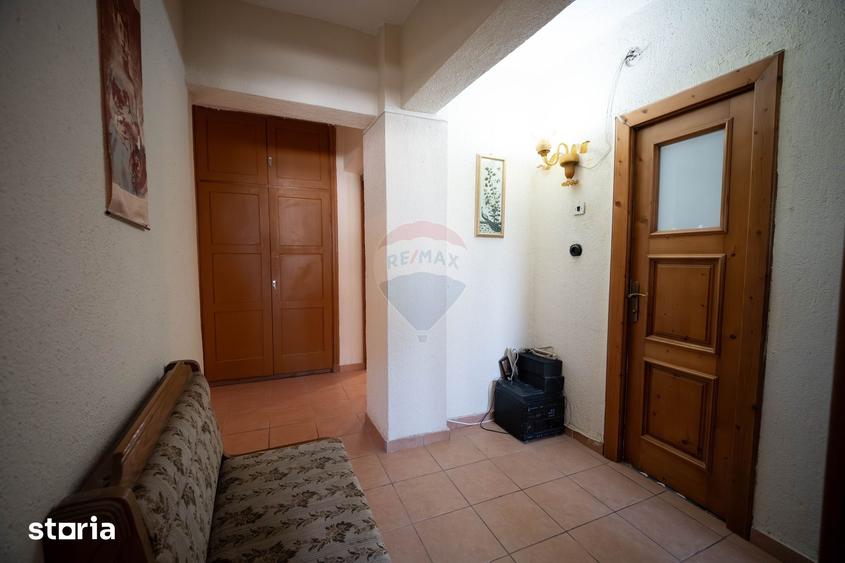 Apartament cu 4 camere în Sud