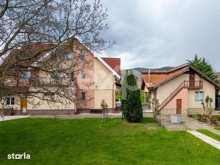 Casă cu 5 camere cu Teren 3659 Mp în Sărata