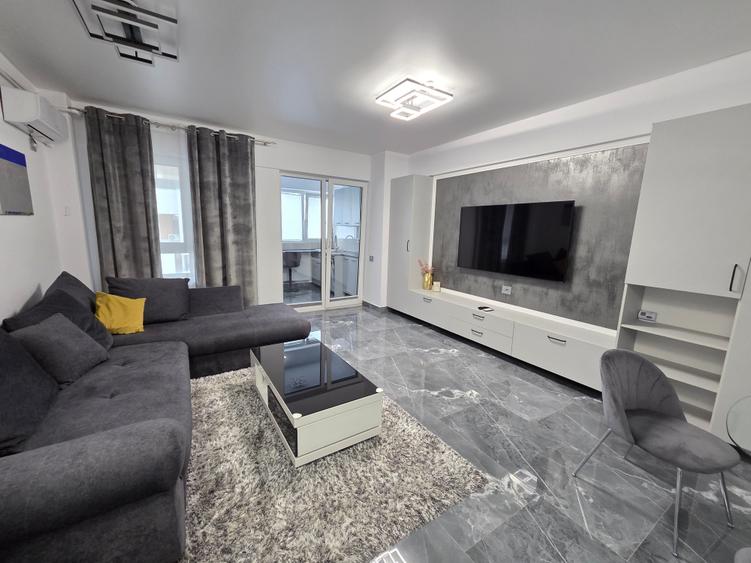 Apartament cu 2 camere semidecomandat în 13 Septembrie