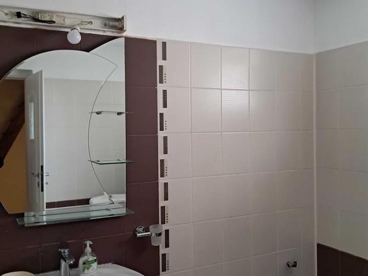 Casă individuală cu 3 camere cu Teren 337 Mp în Central