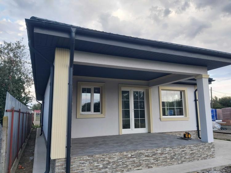 Casă cu 3 camere în Cordun