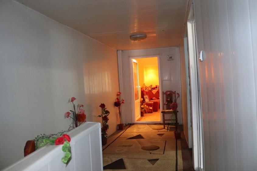 Casă cu 5 camere cu Canalizare în Foltești