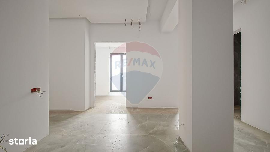 Apartament cu 3 camere în 15 Noiembrie
