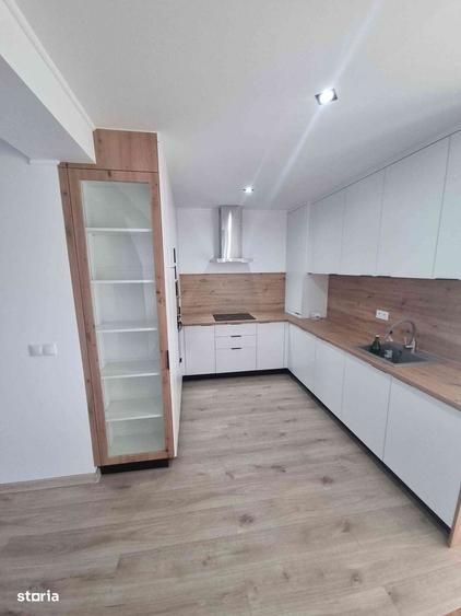 Casă cu 3 camere în Central