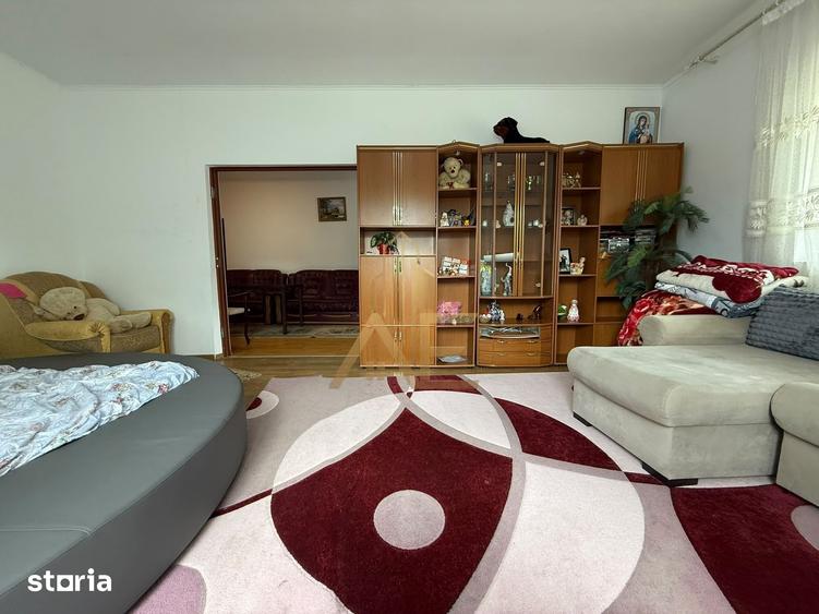 Casă cu 3 camere cu Teren 1100 Mp în Central