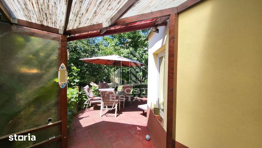 Casa individuala,4 camere,2 bai,garaj,Calea Aradului - 12