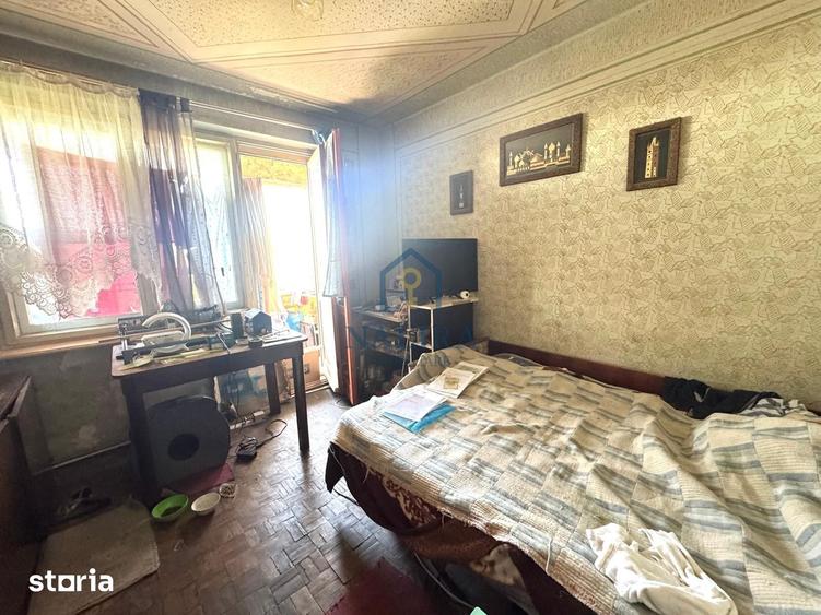 Apartament cu 2 camere semidecomandat în Săsar