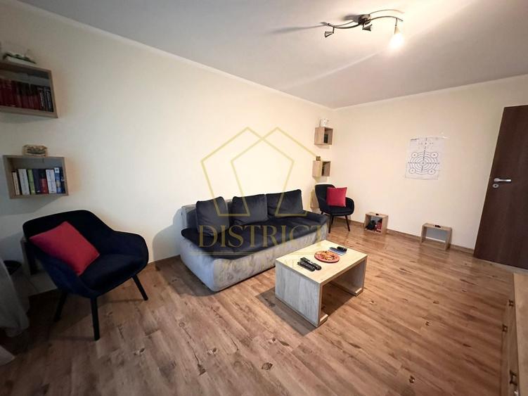 Apartament cu 3 camere semidecomandat, mobilat în Șagului