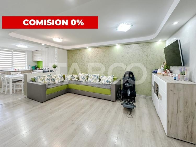 Duplex cu 11 camere cu Canalizare în Someșeni
