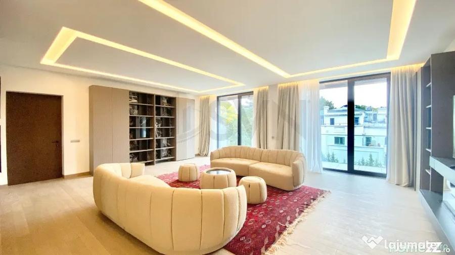 Apartament cu 5 camere decomandat în Kiseleff