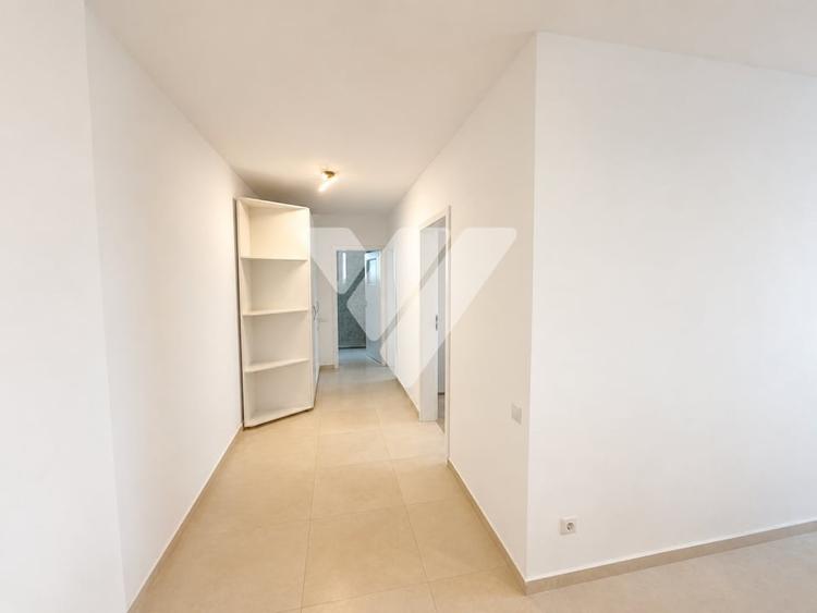 Apartament 3 camere etaj 2, mobilat zona Kaufland Doamna Stanca - 4