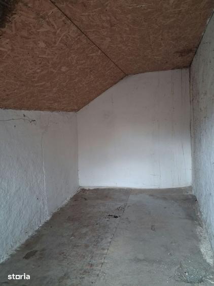 Casă cu 3 camere cu Teren 1800 Mp în Olari