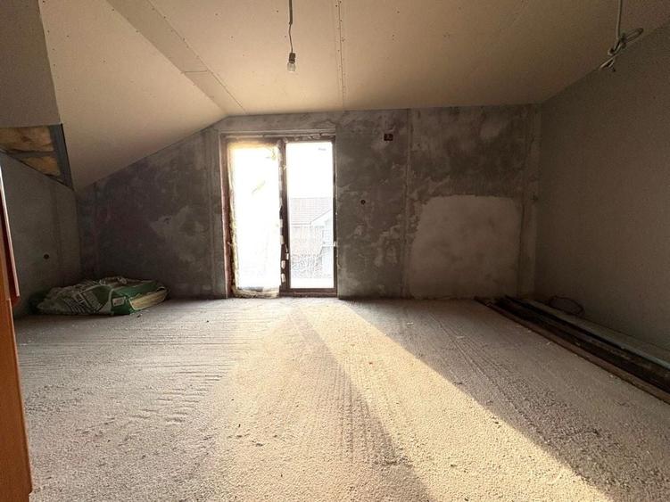 Casă cu 3 camere cu Teren 90 Mp în Gai