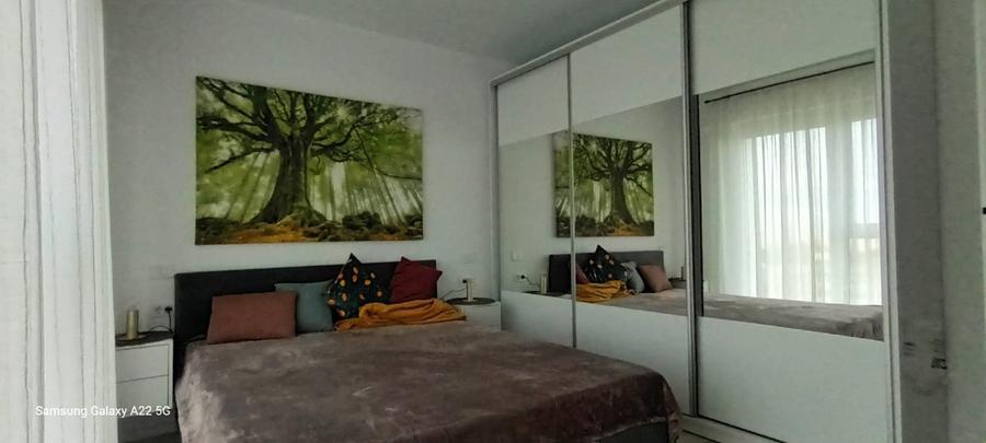 Apartament cu 2 camere decomandat în Parcul Carol