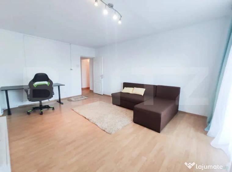 Apartament cu 2 camere decomandat în Carpați 2