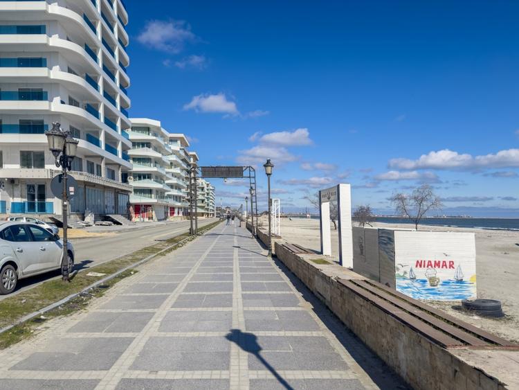 Spațiu comercial, de 395 mp, în Mamaia-Sat