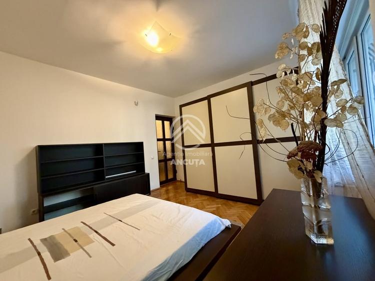 Apartament cu 3 camere semidecomandat, mobilat în Plopilor