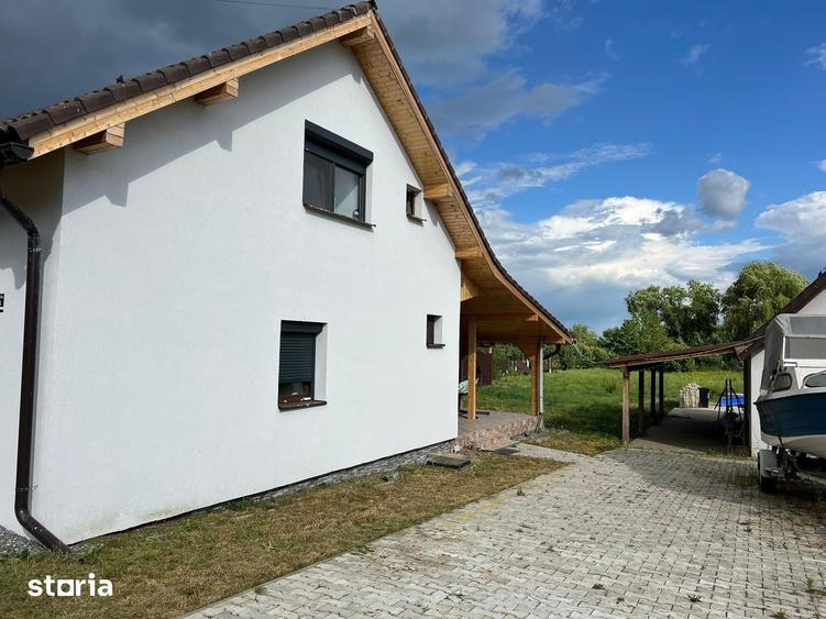 Casă cu 6 camere cu Teren 1836 Mp în Dudeștii Noi