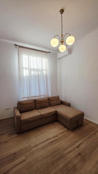 Universitate apartament in vila ideal locuit sau firma - 4