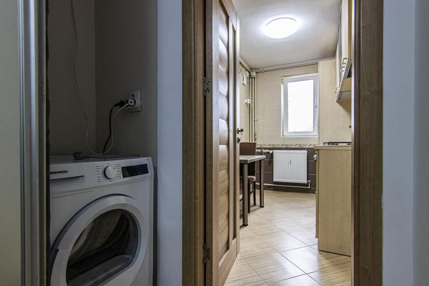Apartament cu 2 camere decomandat, mobilat în Drumul Taberei