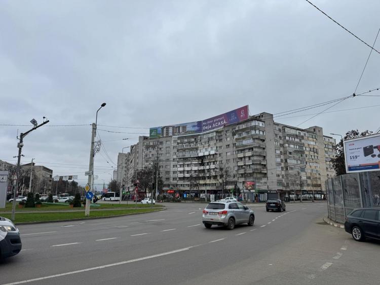 Spațiu comercial, de 52 mp, în Podu Roș