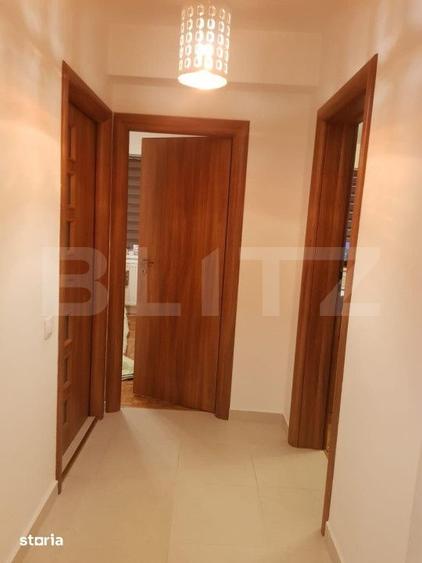 Apartament cu 3 camere semidecomandat în Central
