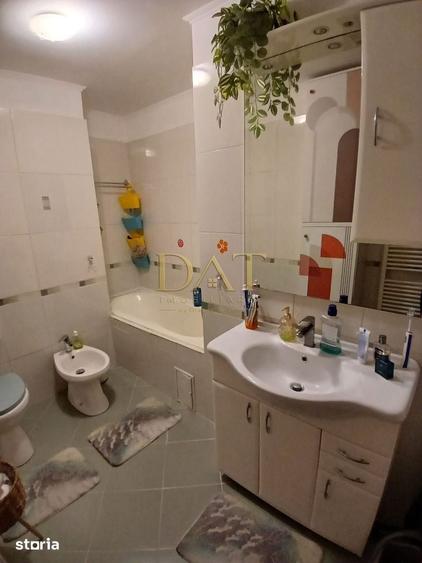 Apartament cu 4 camere, mobilat în Gheorgheni