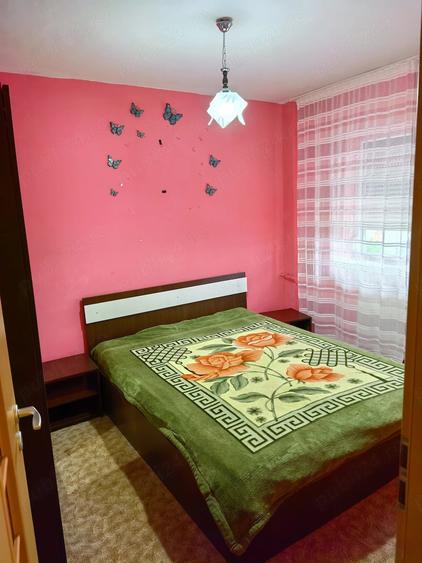 Apartament cu 2 camere semidecomandat în Intim