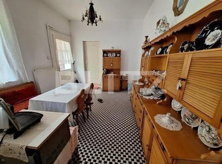Apartament cu 4 camere semidecomandat în Bucovina