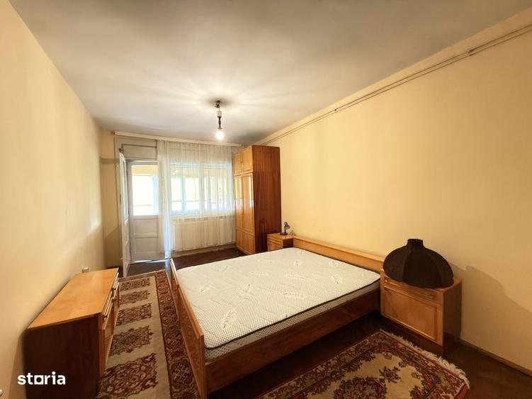 Apartament cu 3 camere semidecomandat în Olimpia-Stadion