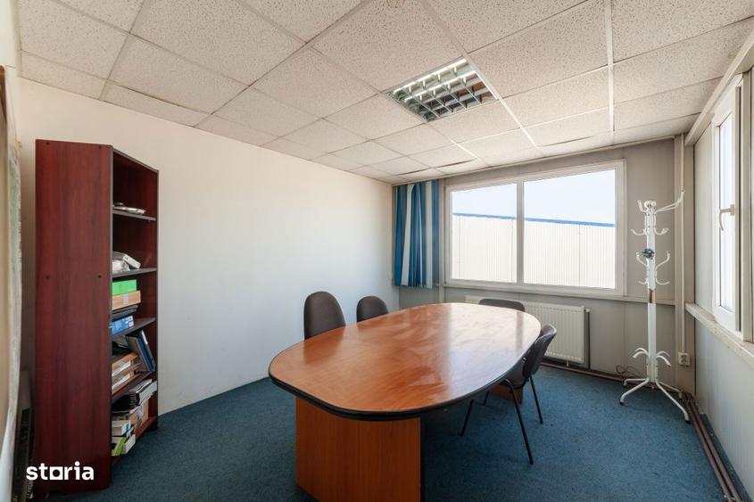 Spațiu comercial, de 1,294 mp, în Mărăcineni