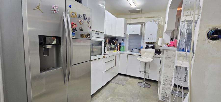 Apartament 3 camere RENOVAT, mobilat, utilat, Alexandru - accept CREDIT - 1