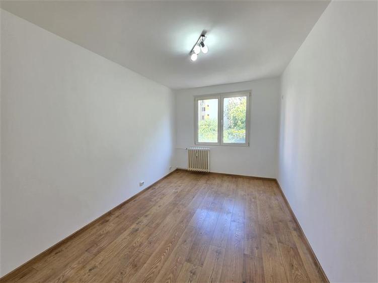 Apartament cu 2 camere decomandat în Colentina