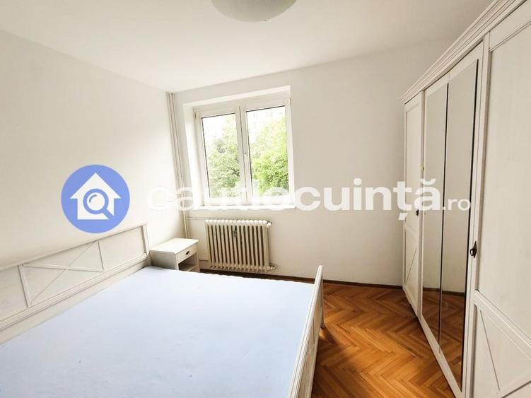 Apartament cu 3 camere decomandat, mobilat în Dristor