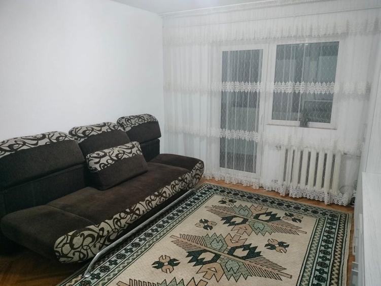 Apartament cu 2 camere semidecomandat în Olimpia-Stadion