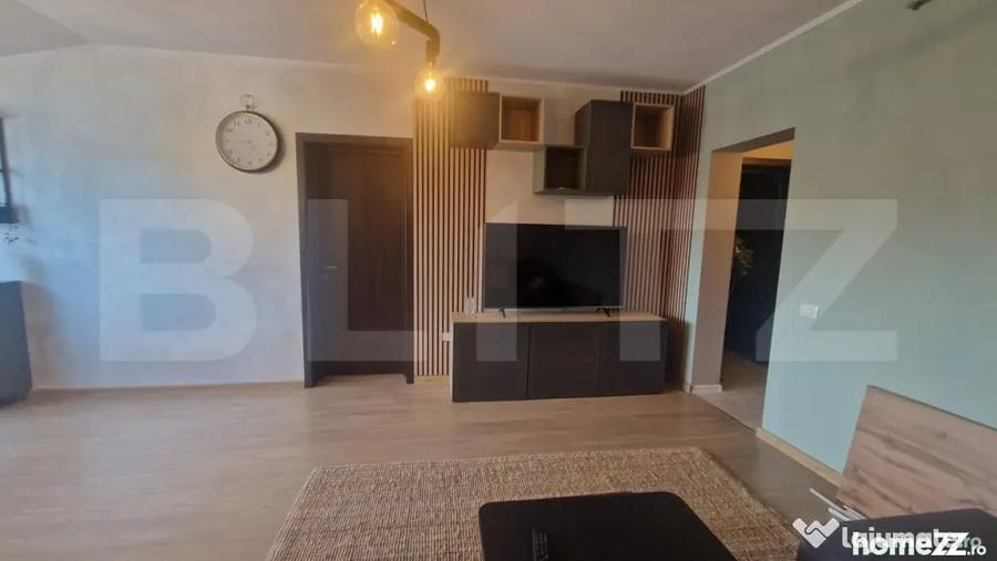 Apartament cu 2 camere decomandat în Sânpetru