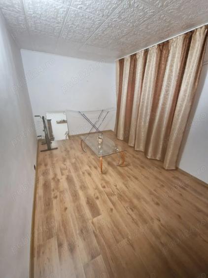 Apartament cu 4 camere decomandat în Șimian