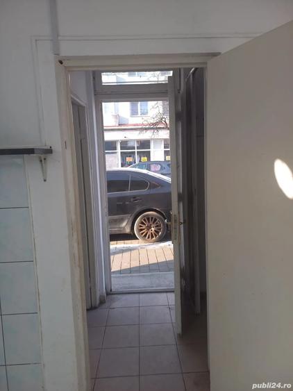 Spațiu comercial, de 27 mp, în Dacia