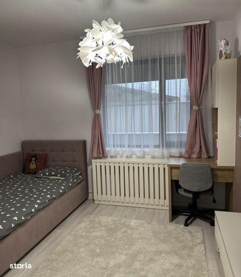 Apartament cu 4 camere, mobilat în Sud